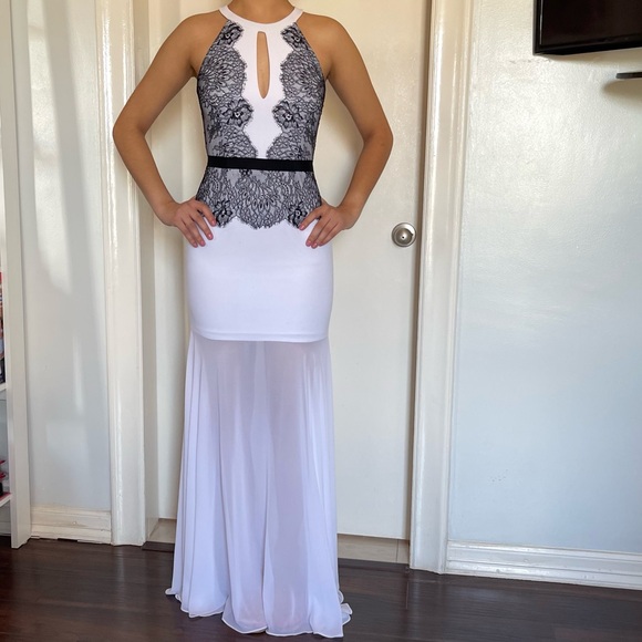 BCBG MAXAZRIA Georgianna Halter Lace Trim Black and White Long Dress - Picture 2 of 6